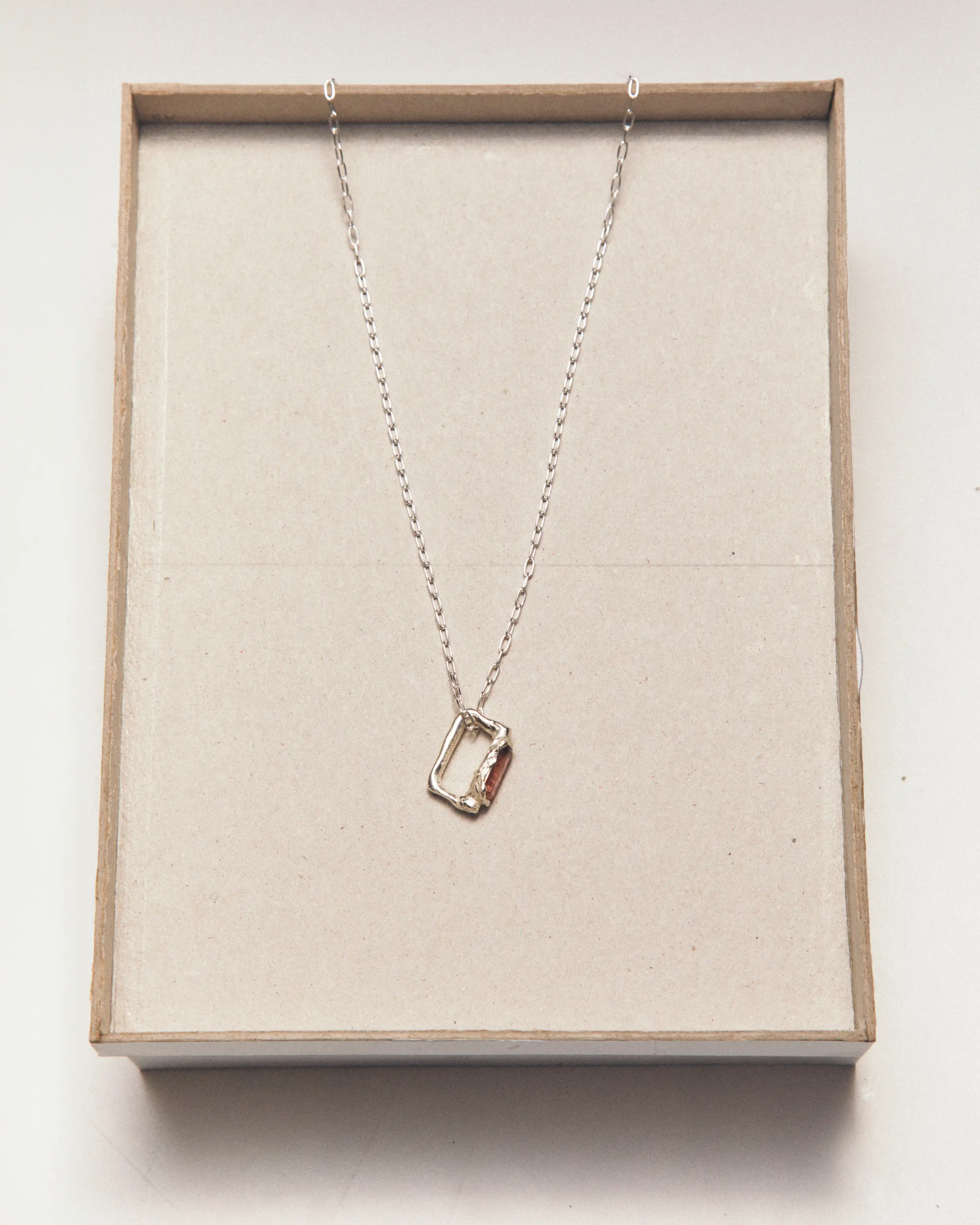 Octubre Necklace - Image 3
